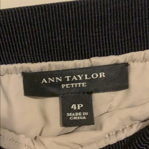 Ann Taylor skirt - Picture 2 of 4